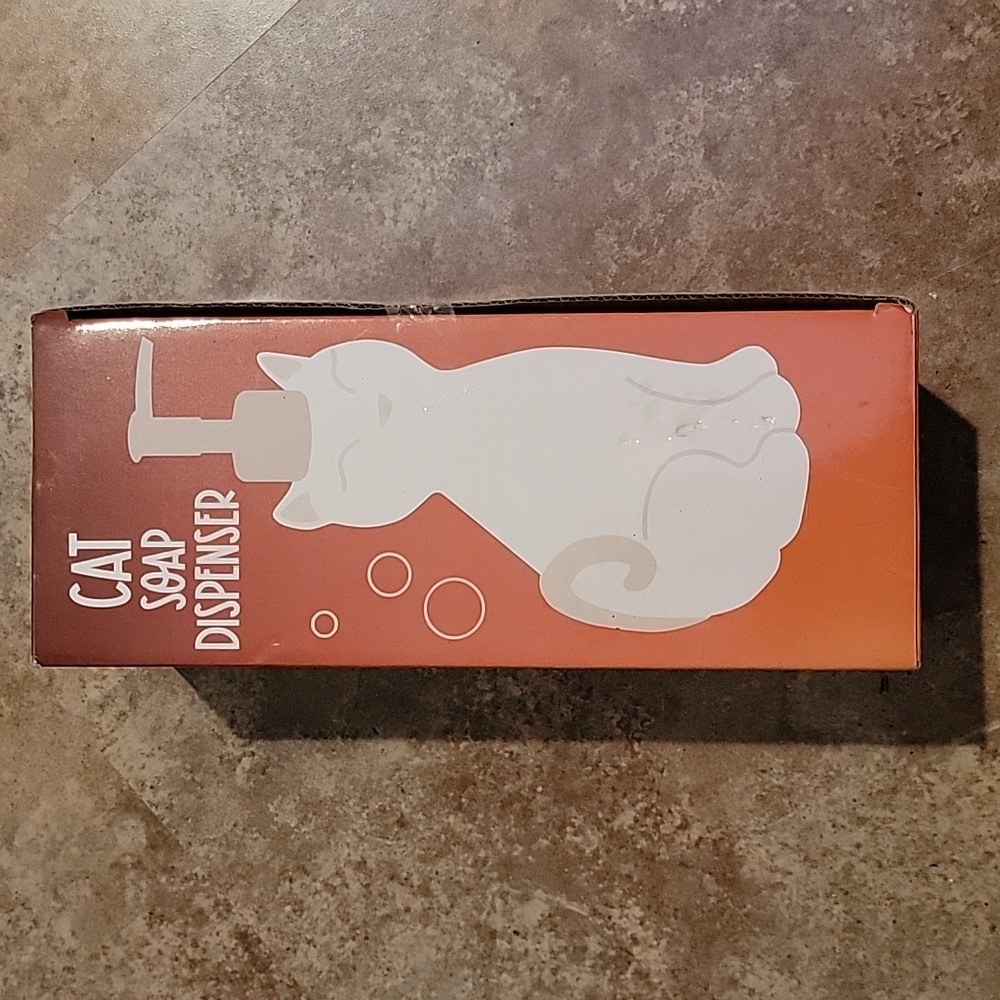 CATLADYBOX Ceramic Soap Dispenser
